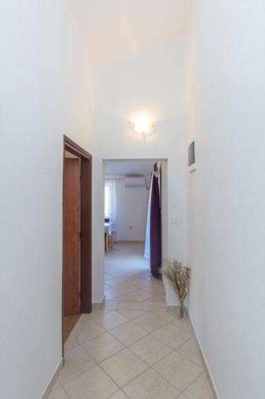 Apartman Belakusic 2 เกรบัชติซา ภายนอก รูปภาพ